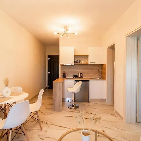 G C Luxury Apartments Nikiti  Exterior foto