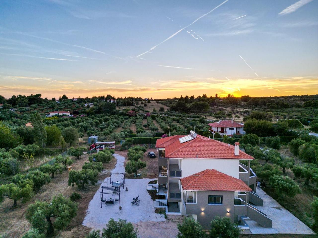 G C Luxury Nikiti (Sithonia)
