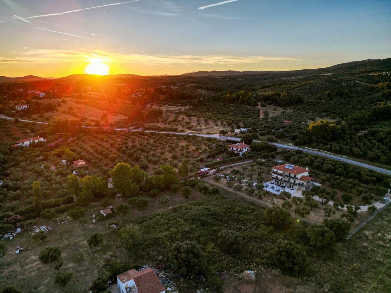 G C Luxury Nikiti (Sithonia)