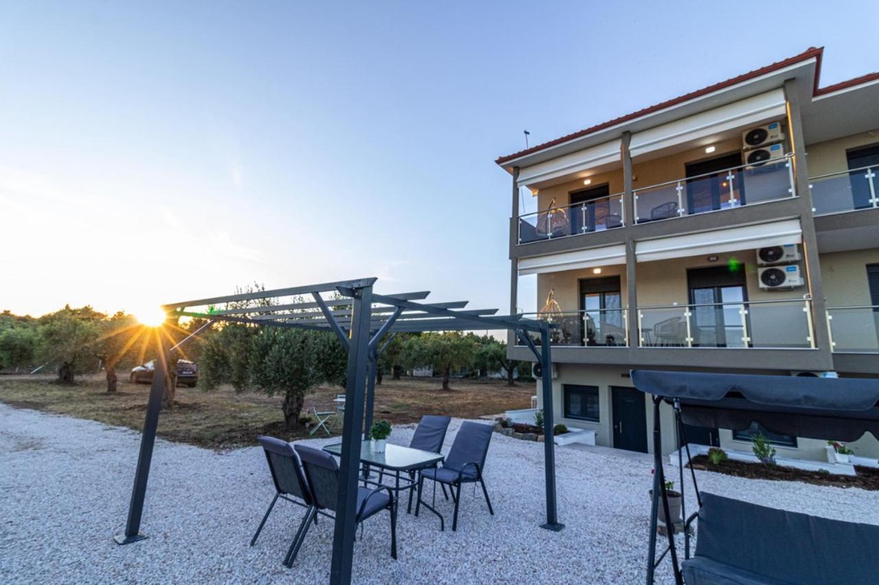 Apartment G C Luxury Nikiti (Sithonia)