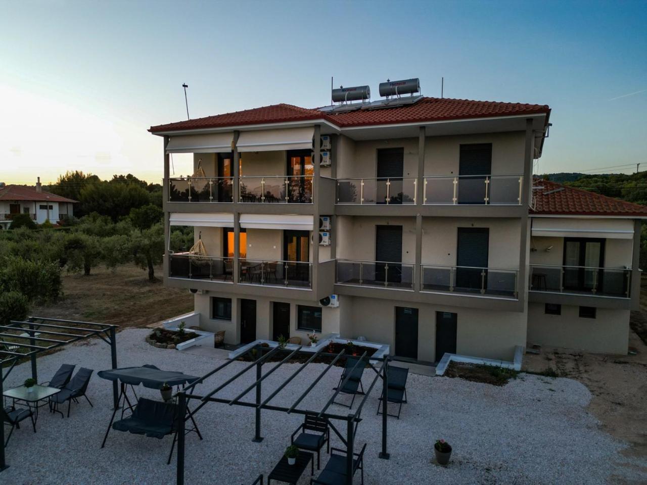 G C Luxury * Nikiti (Sithonia)