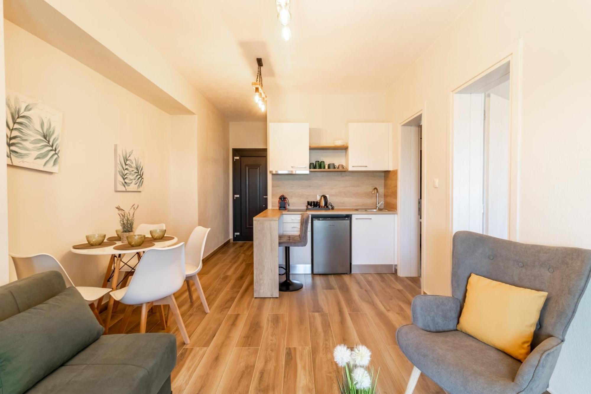 G C Luxury Apartamento Nikiti (Sithonia)